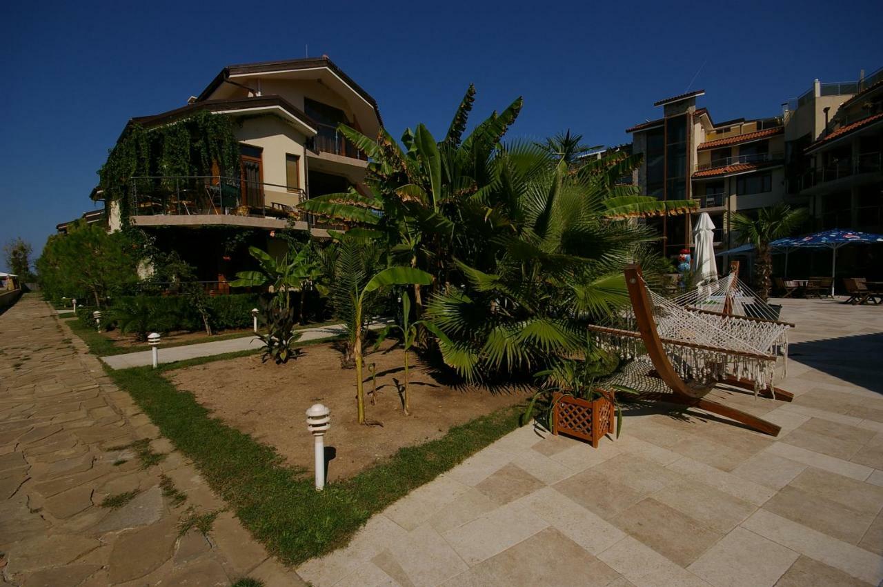 Laguna Beach Resort & Spa โซโซโปล ภายนอก รูปภาพ